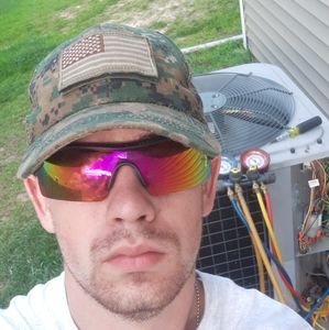 Meet your Posher, Devon legrande